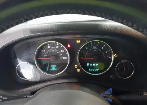 2015 Jeep Wrangler Unlimited Sahara из США, поврежденный, VIN 1C4HJWEG1FL647507